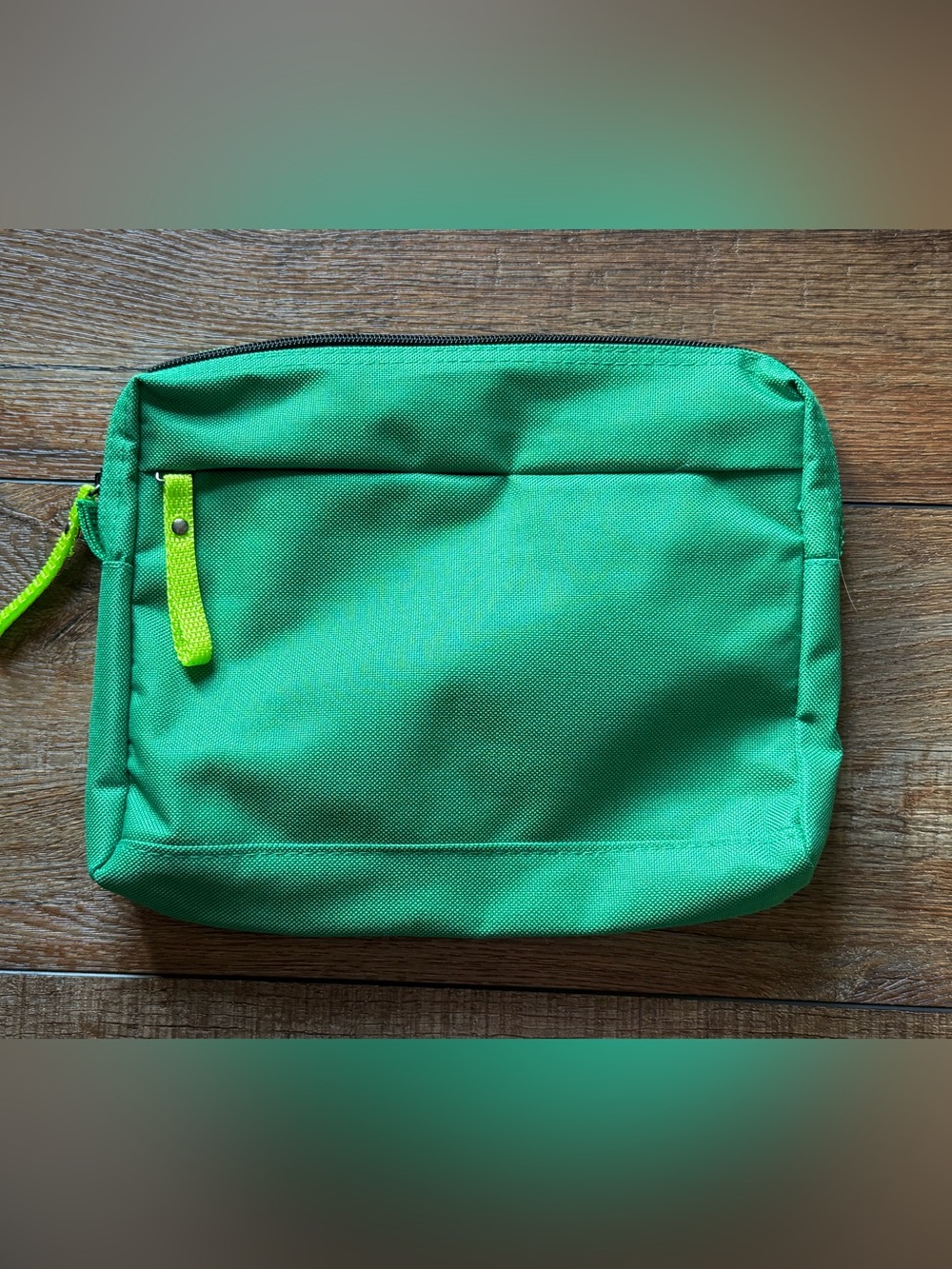Green Canvas Toiletry Bag with Lime Zipper Pull NWOT